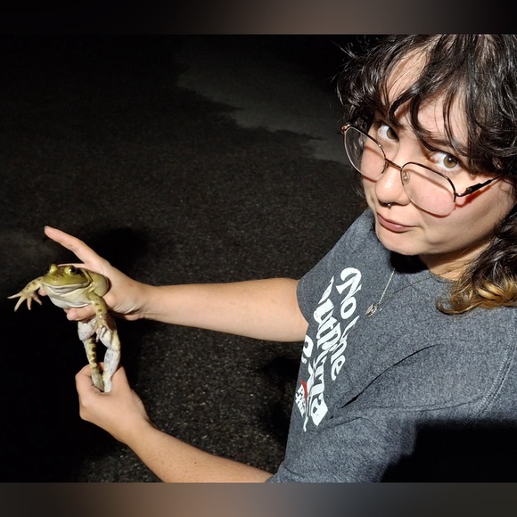 Meet your Posher, Samantha - Picture 3 of 3